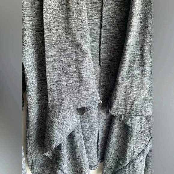 Nike Dri-Fit Cardigan Open Front Waterfall Yoga Wrap Long Sleeve Sweater Gray - Picture 5 of 8